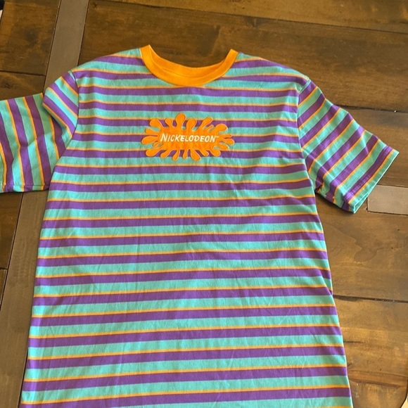 Nickelodeon classic color‎ embroidered graphic tee striped size S - Picture 1 of 3
